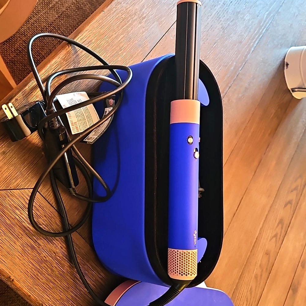 Like new special edition Dyson air wrap multi styler complete long blue blush